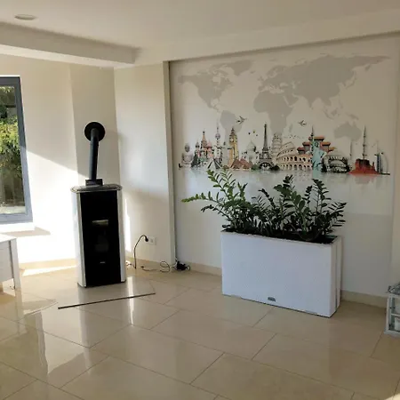 Europa מלון אלבלאג